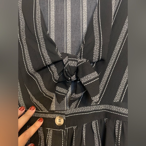 Mimi Chica womens dress size small fit flare black striped long sleeve Vneck - Picture 5 of 8